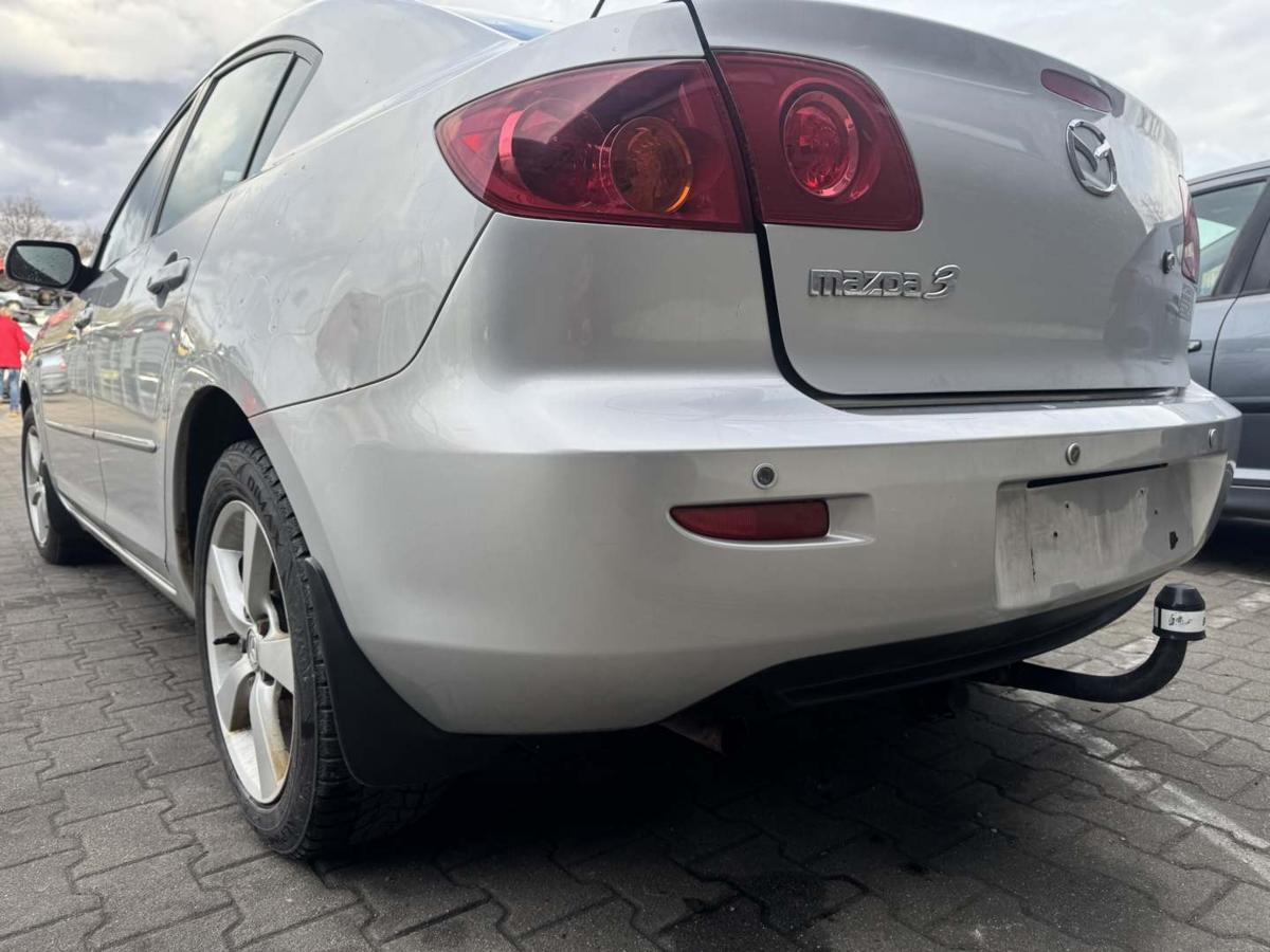 Mazda 3 BK Bj.2004 original Sto&szlig;stange Stossf&auml;nger hinten Silber 4-T&uuml;rer Limousine